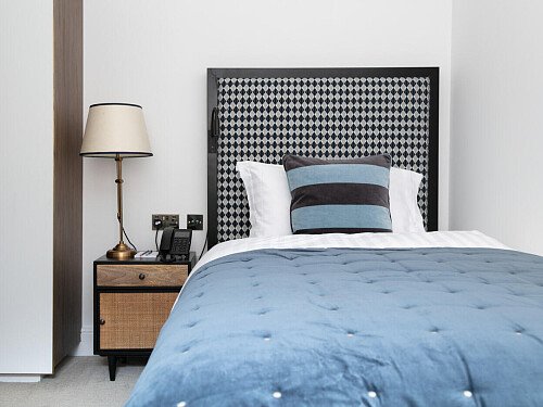 Four poster beds- London- filming photoshoot location-035