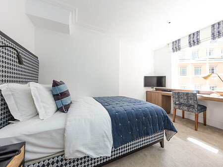 Four poster beds- London- filming photoshoot location-034