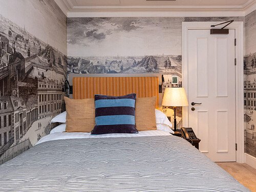 Four poster beds- London- filming photoshoot location-037