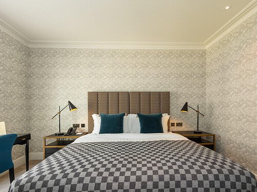 Four poster beds- London- filming photoshoot location-050