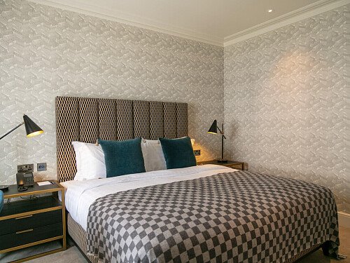 Four poster beds- London- filming photoshoot location-051