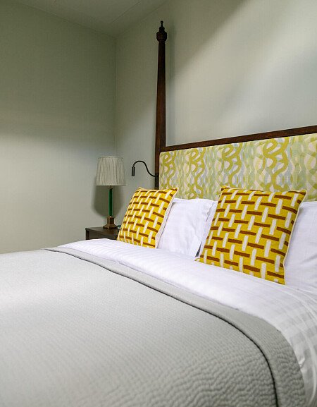 Four poster beds- London- filming photoshoot location-064