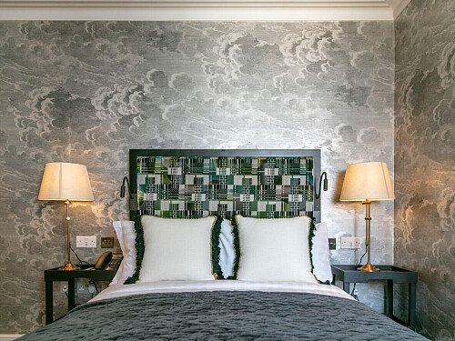 Four poster beds- London- filming photoshoot location-080