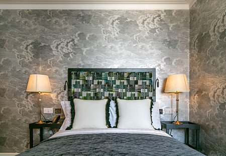 Four poster beds- London- filming photoshoot location-080