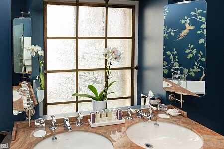 Four poster beds- London- filming photoshoot location-091