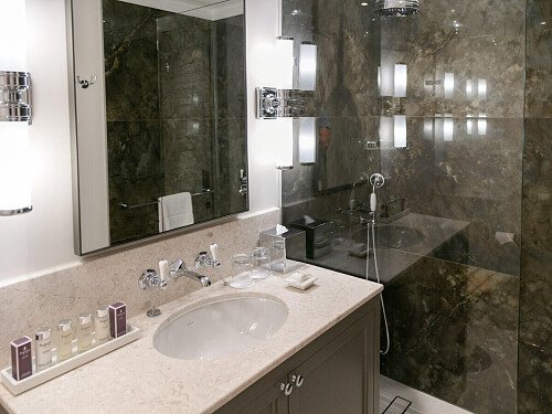 Four poster beds- London- filming photoshoot location-095