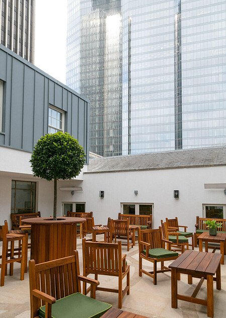 Four poster beds- London- filming photoshoot location-106