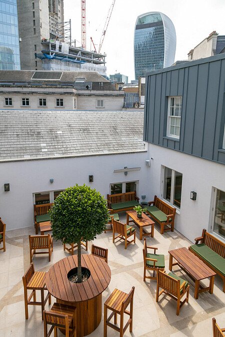 Four poster beds- London- filming photoshoot location-108