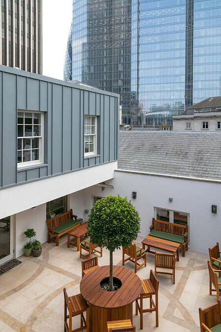 Four poster beds- London- filming photoshoot location-109