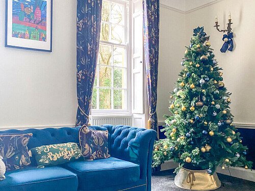 Dramatic staircase- Yorkshire-  filming photoshoot location-13