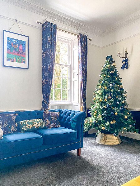 Dramatic staircase- Yorkshire-  filming photoshoot location-13