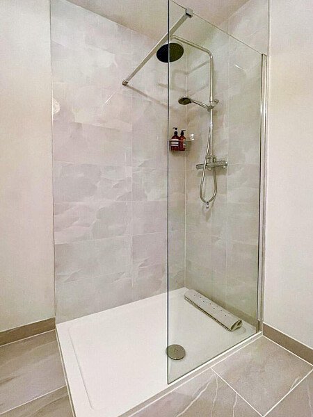 Dramatic staircase- Yorkshire-  filming photoshoot location-33