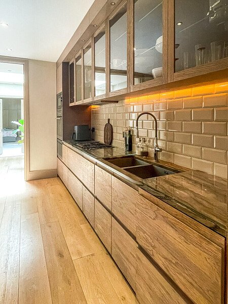 Marble bathroom - London-  filming photoshoot location-02