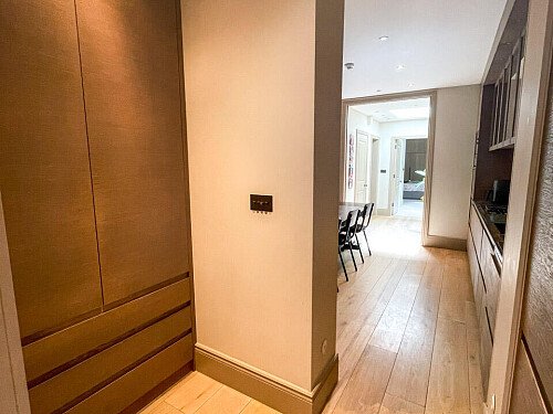 Marble bathroom - London-  filming photoshoot location-09