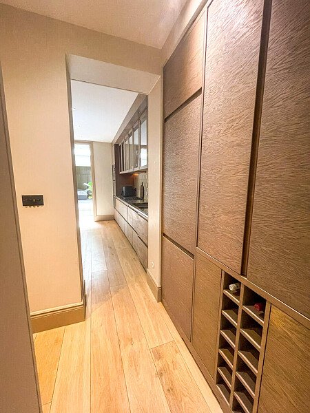 Marble bathroom - London-  filming photoshoot location-10