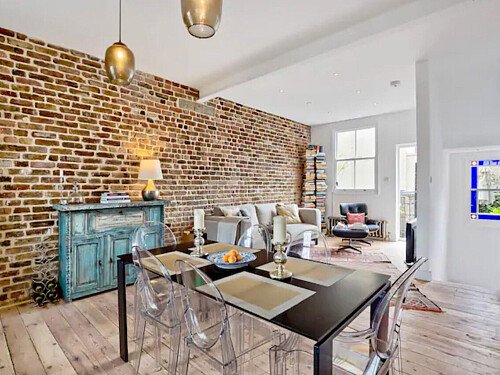 Exposed red brick feature wall-London- filming photoshoot location-10