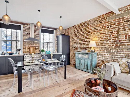 Exposed red brick feature wall-London- filming photoshoot location-09
