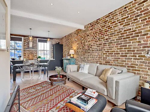 Exposed red brick feature wall-London- filming photoshoot location-11