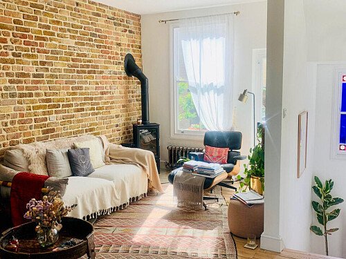 Exposed red brick feature wall-London- filming photoshoot location-14