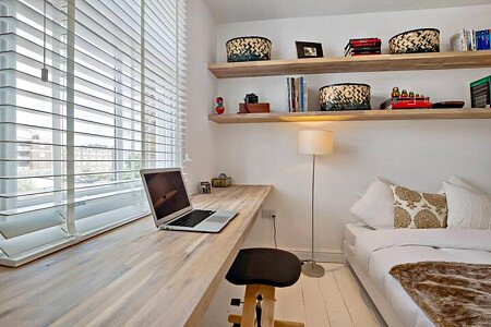 Exposed red brick feature wall-London- filming photoshoot location-22