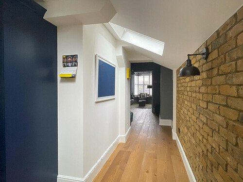 Large kitchen with skylights- SE13- filming photoshoot location-15
