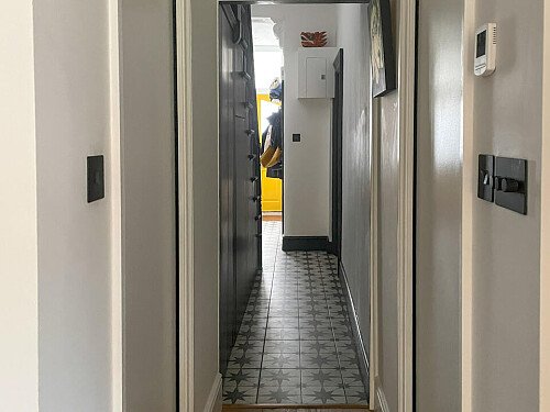 Large kitchen with skylights- SE13- filming photoshoot location-21