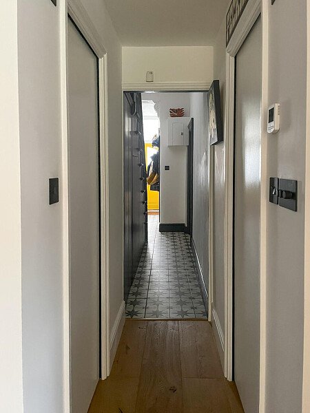 Large kitchen with skylights- SE13- filming photoshoot location-21