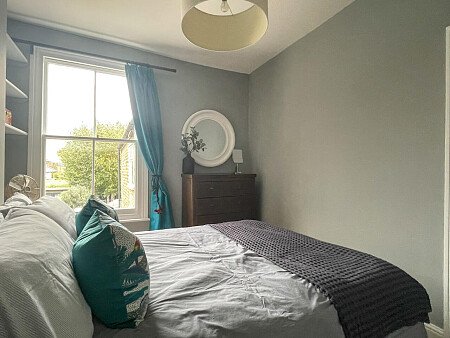 Large kitchen with skylights- SE13- filming photoshoot location-29