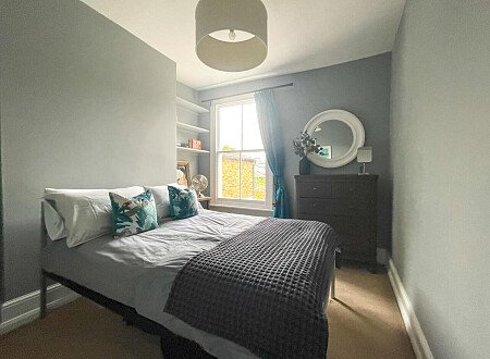 Large kitchen with skylights- SE13- filming photoshoot location-31