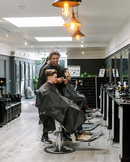 Sleek and sophisicated barbers,  London filming photoshoot location-29-04