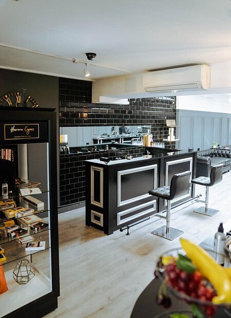 Sleek and sophisicated barbers,  London filming photoshoot location-29-23