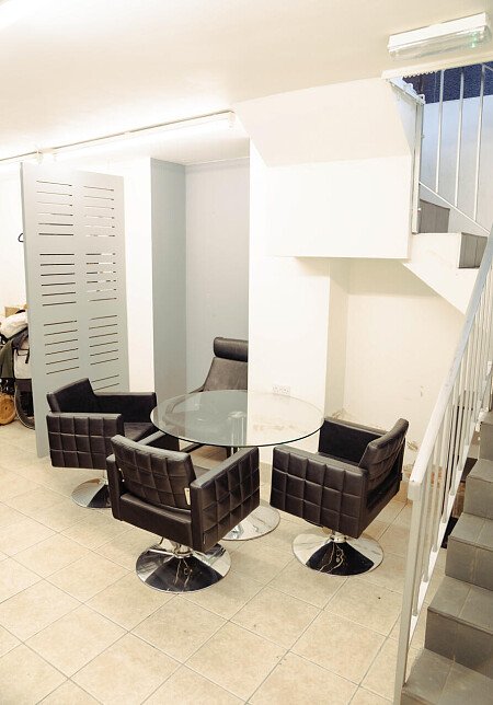 Sleek and sophisicated barbers,  London filming photoshoot location-29-24