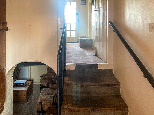 Rundown swimming pool- Kent-  filming photoshoot location-14