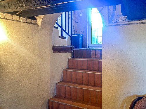 Rundown swimming pool- Kent-  filming photoshoot location-13