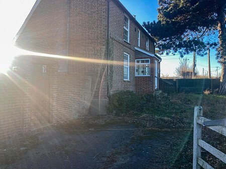 Rundown swimming pool- Kent-  filming photoshoot location-29