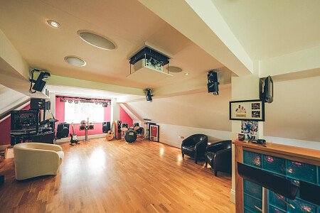 Grand piano- Essex-  filming photoshoot location-47