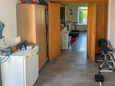 Bungalow with view -  filming photoshoot location-012-15