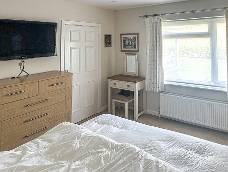 Bungalow with view -  filming photoshoot location-012-22