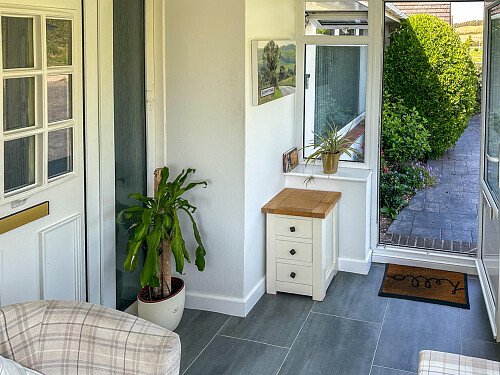 Bungalow with view -  filming photoshoot location-012-27