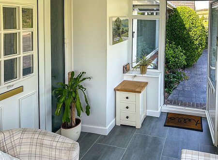 Bungalow with view -  filming photoshoot location-012-27