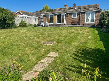 Bungalow with view -  filming photoshoot location-012-35