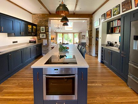 colourful country home  -  filming photoshoot location-012-01