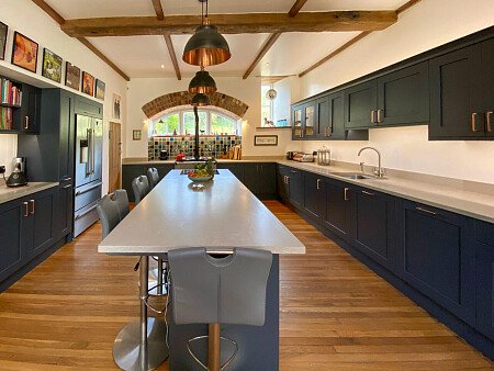 colourful country home  -  filming photoshoot location-012-07