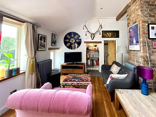 colourful country home  -  filming photoshoot location-012-10