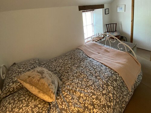 colourful country home  -  filming photoshoot location-012-32