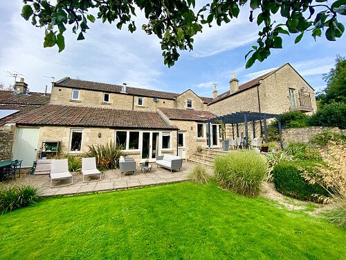 colourful country home  -  filming photoshoot location-012-42