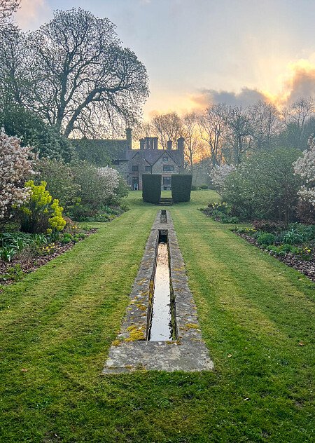 Historic brickwork-Surrey- filming photoshoot location-07