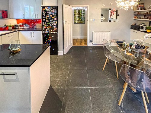 Family Home Chaf - filming photoshoot location-13