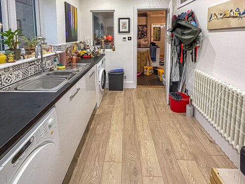 Family Home Chaf - filming photoshoot location-16