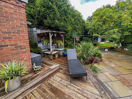 Family Home Chaf - filming photoshoot location-44